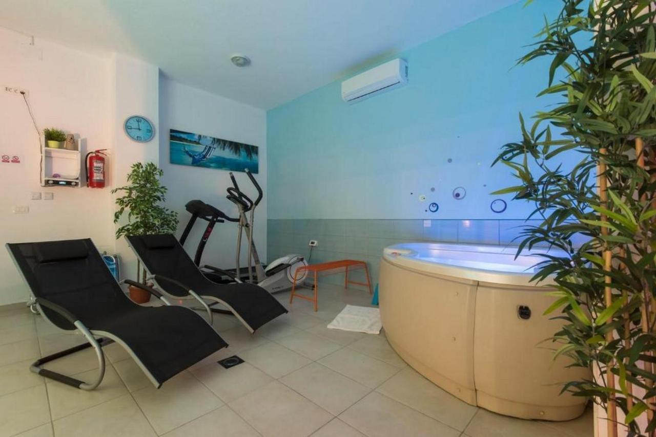 Apartments Villa Ema Zadar Eksteriør billede