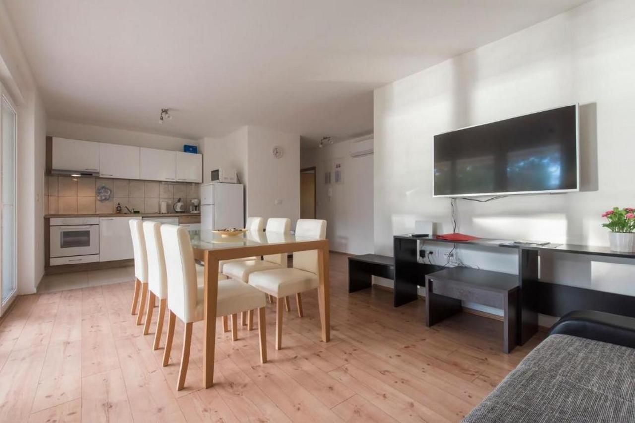 Apartments Villa Ema Zadar Eksteriør billede