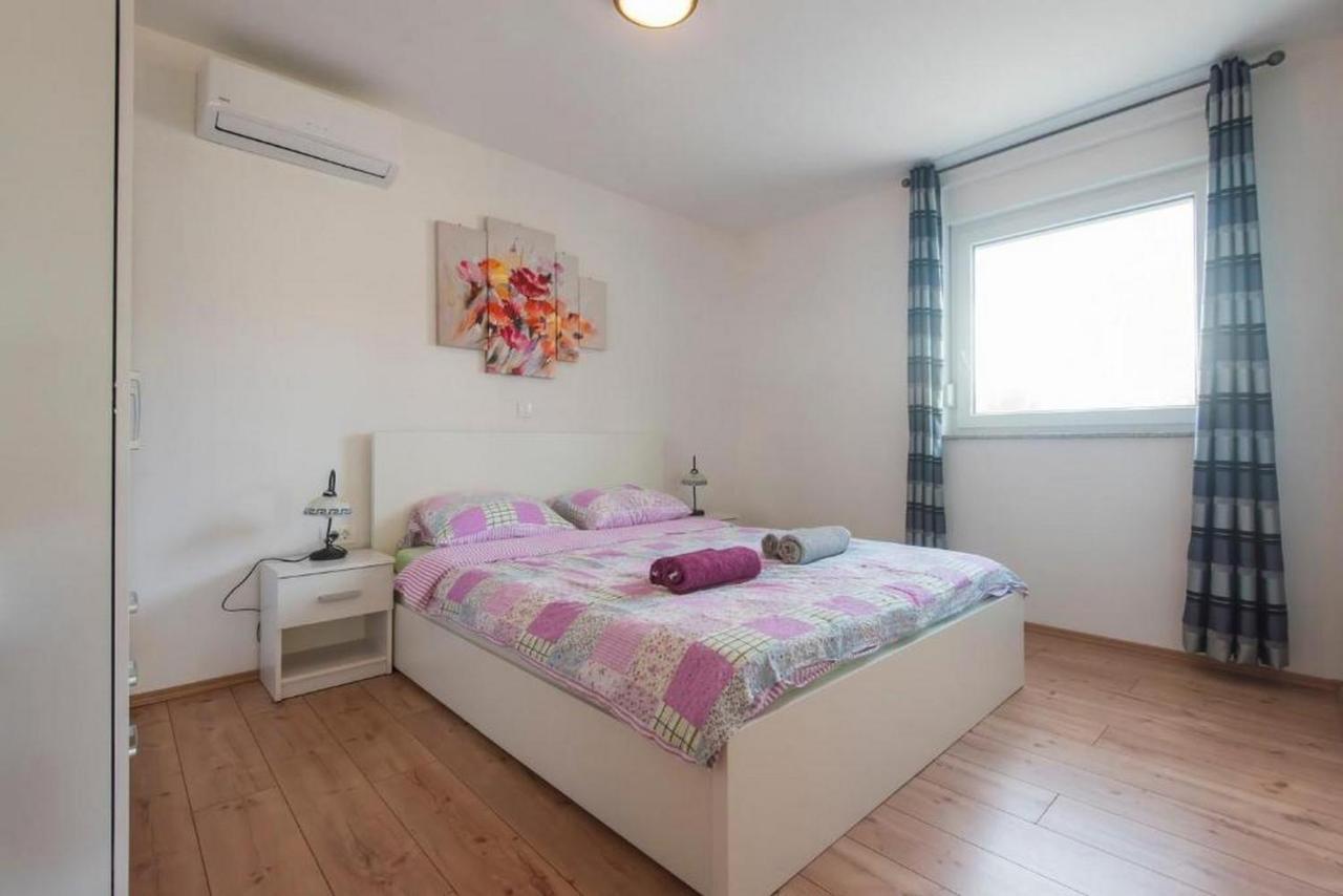 Apartments Villa Ema Zadar Eksteriør billede