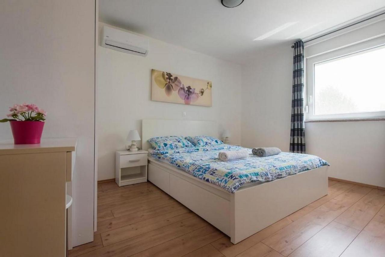 Apartments Villa Ema Zadar Eksteriør billede