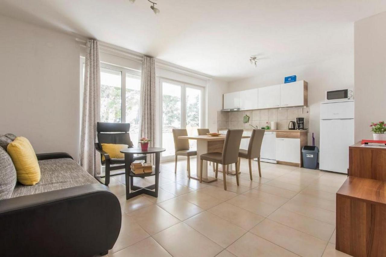 Apartments Villa Ema Zadar Eksteriør billede
