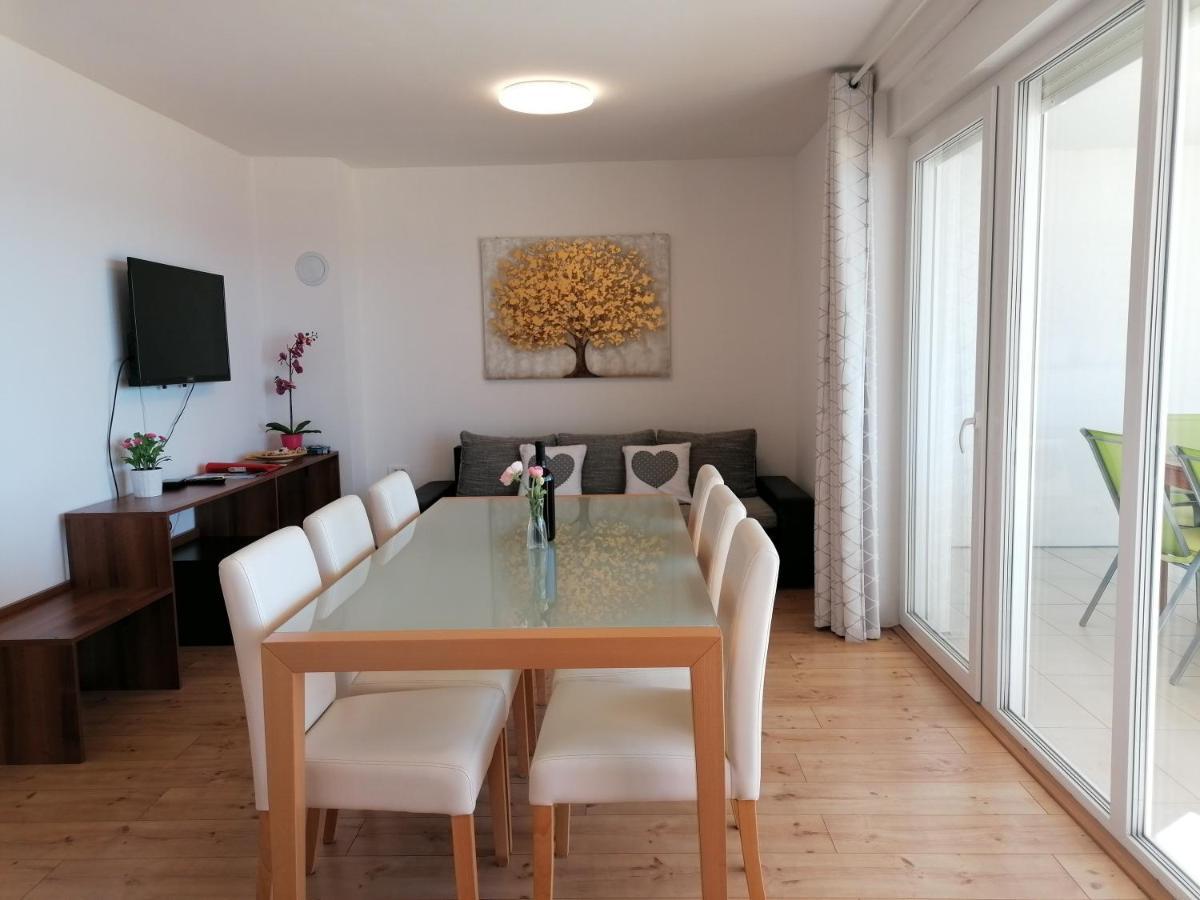 Apartments Villa Ema Zadar Eksteriør billede